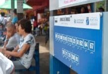 Estações de transporte público deverão ter informações em braile