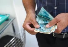 Servidores do Rio recebem segunda parcela do 13º salário nesta quarta (20)
