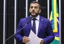Operação Lesa Pátria mira deputado federal Carlos Jordy (PL-RJ)