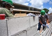 Macaé divulga 153 vagas, destaque: construção civil e serviços