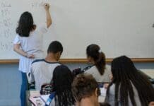Governo do RJ contrata 2.820 profissionais de apoio para Educação Especial