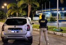 Homem é preso com carro furtado na Via Dutra, em Barra Mansa