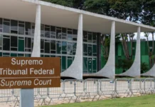 Flávio perde eleição, mas inquéritos podem seguir no STF