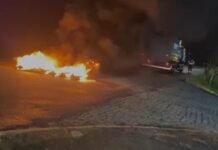 Protesto por falta de água interdita trecho da RJ-116 em Cachoeiras de Macacu