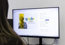 Golpistas cobram até R$ 50 por agendamento de identidade no Detran RJ